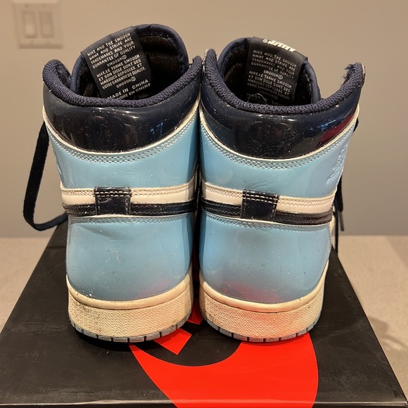 Authentic Jordan 1 Retro High UNC Patent (W) - Picture 3 of 7